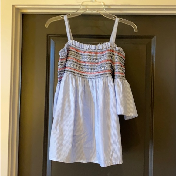 Blue top - Picture 2 of 3